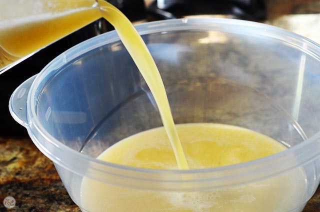 step-by-step instruction on how to make amazing banana slush punch.