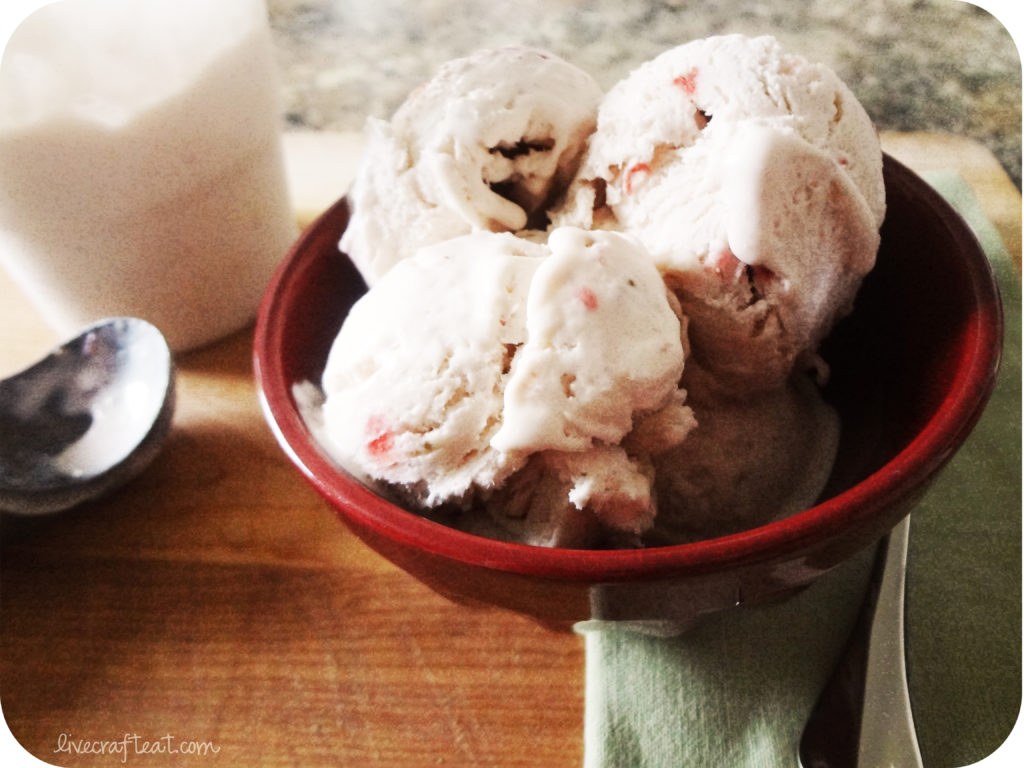 how to make homemade strawberry ice cream