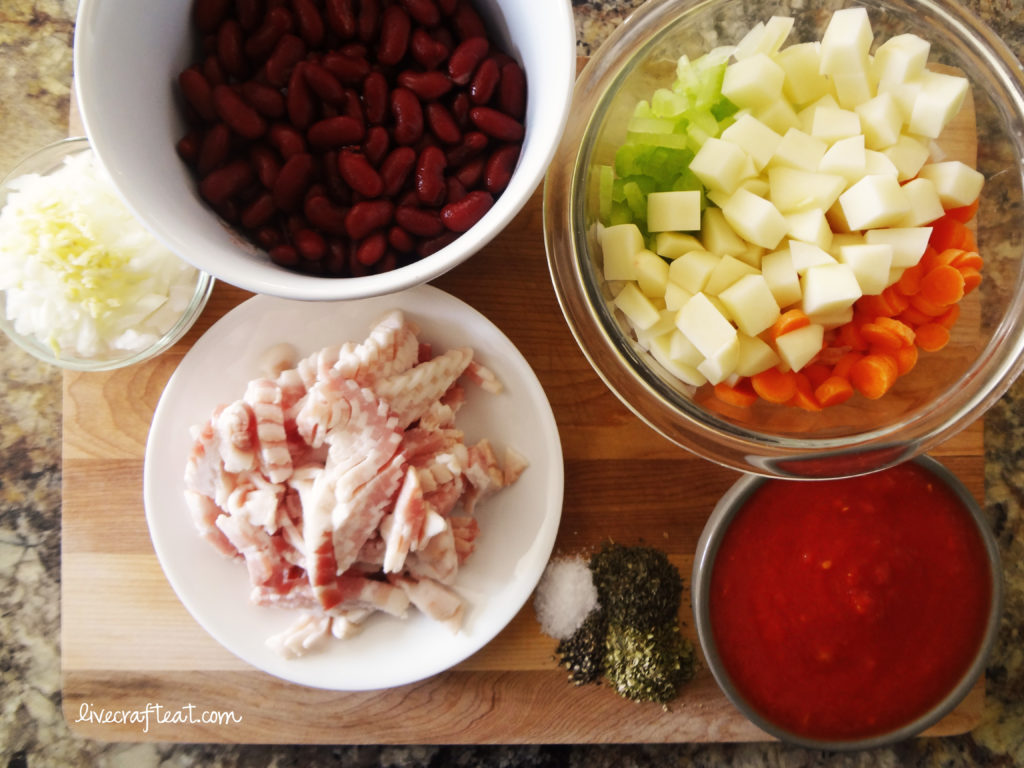 ingredients to make minestrone soup