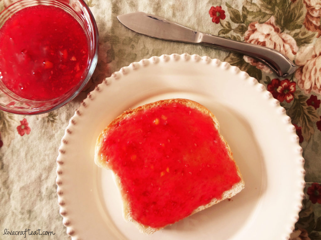 raspberry peach freezer jam