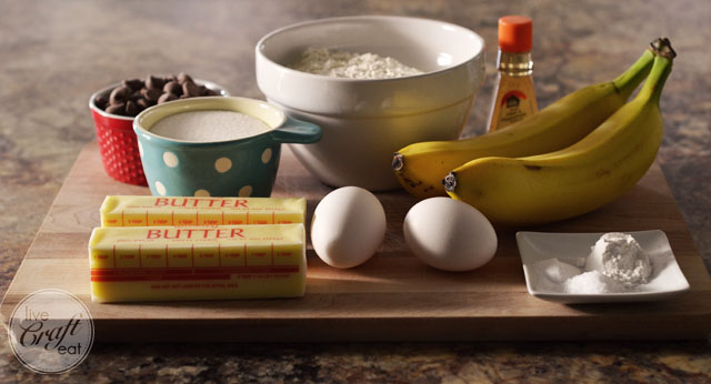 banana mint chip cookies...seems like an odd pairing, but you won't believe how great banana and mint are together!