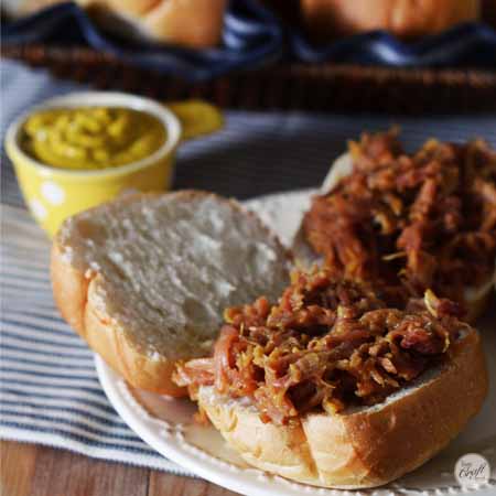 pulled pork sandwiches 450x450