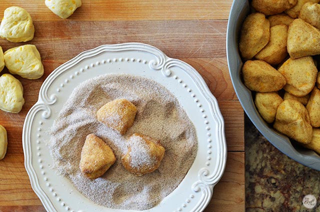 monkey bread made with canned biscuits