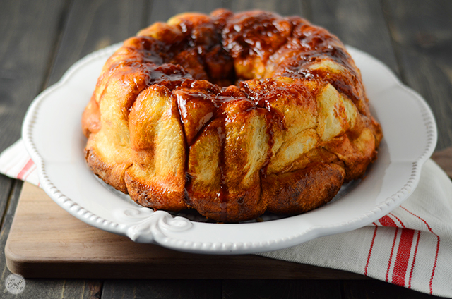 Easy Monkey Bread Recipe with Refrigerated Cinnamon Rolls