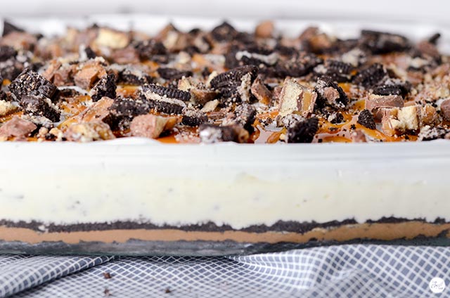 layered oreo ice cream cake