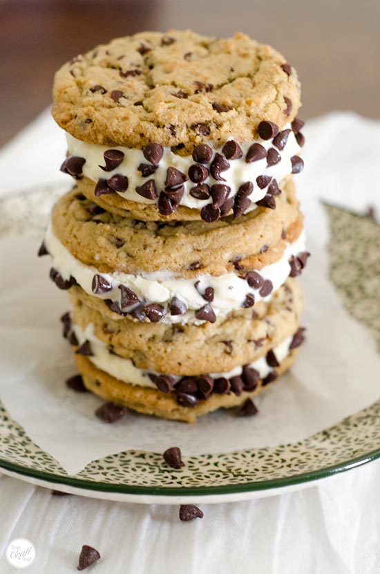 ice cream cookie sandwiches