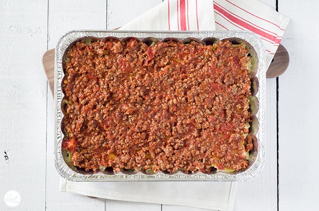 meat sauce lasagna layer